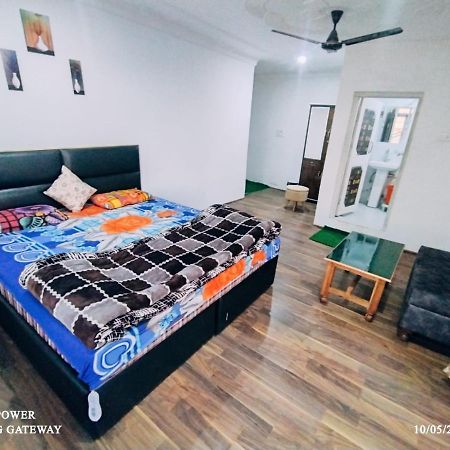 The Gulmarg Gateway Resort ศรีนาการ์ ภายนอก รูปภาพ