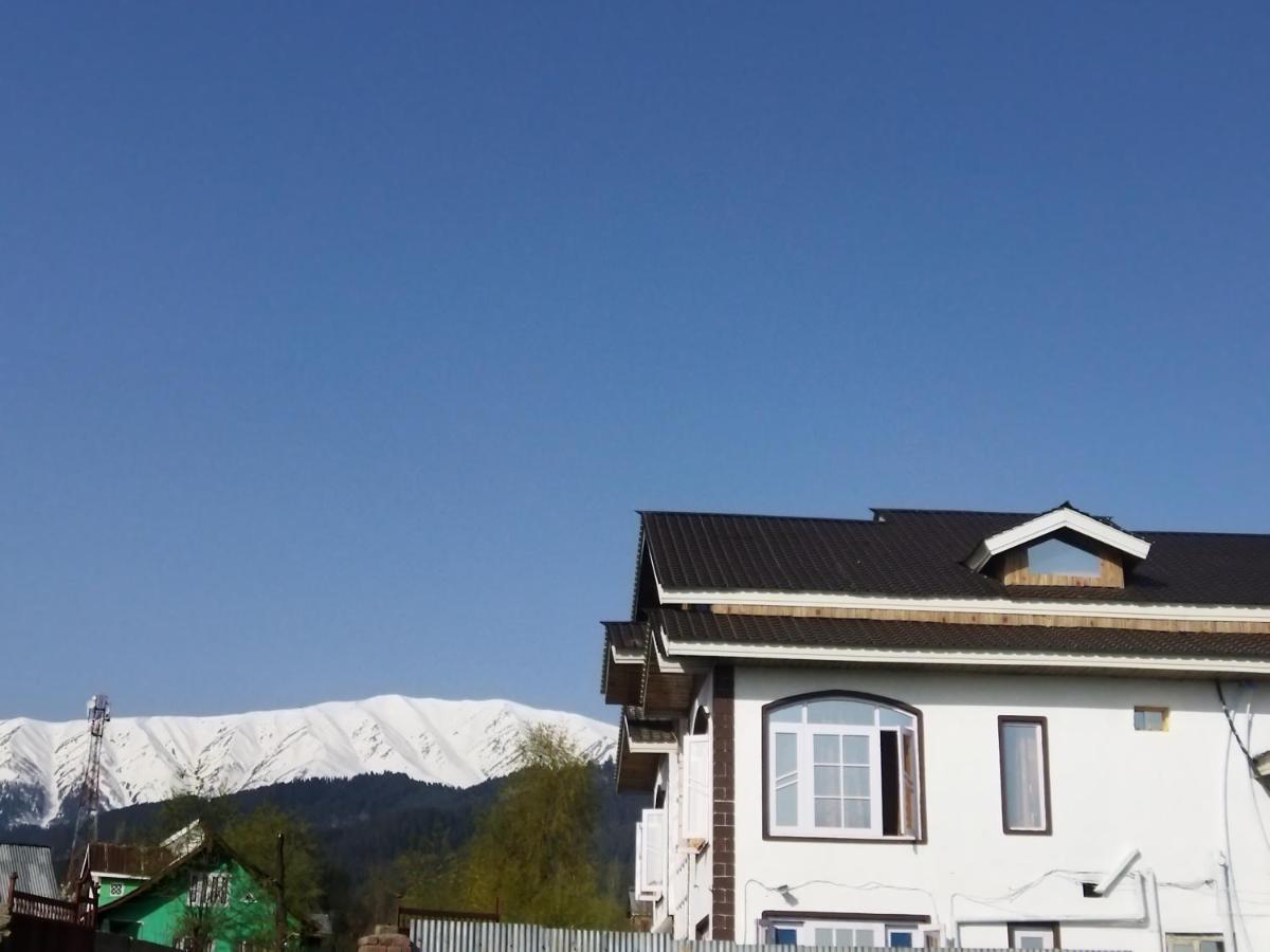 The Gulmarg Gateway Resort ศรีนาการ์ ภายนอก รูปภาพ